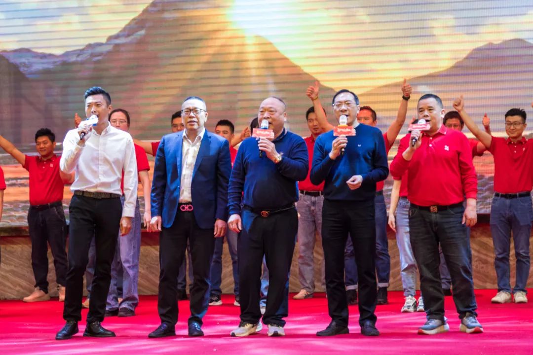 聚势·创变·敢为 | 午夜福利电影院集团2025年迎新晚会圆满结束，共绘未来新蓝图(图20)