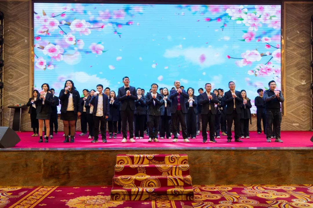 聚势·创变·敢为 | 午夜福利电影院集团2025年迎新晚会圆满结束，共绘未来新蓝图(图26)